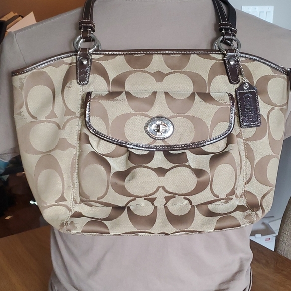 Coach Handbags - Coach bag